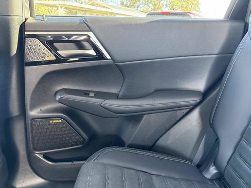 New 2026 Mitsubishi Outlander SEL FWD image 15