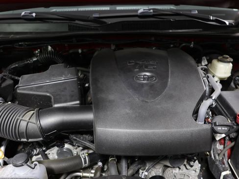 Used 2021 Toyota Tacoma SR image 22