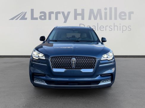 Used 2020 Lincoln Aviator Reserve w/ Equipment Group 202A image 8
