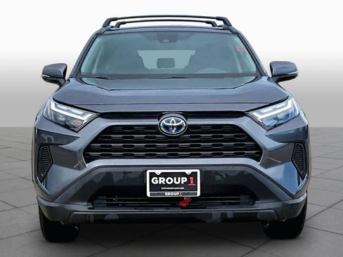 Used 2023 Toyota RAV4 XLE w/ Convenience Package AWD/4WD image 4