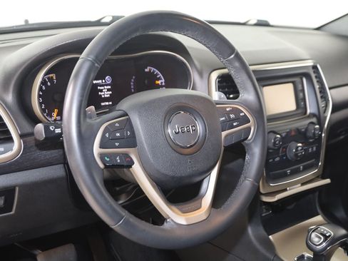 Used 2014 Jeep Grand Cherokee Laredo w/ Quick Order Package 23E AWD/4WD image 6