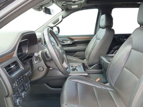 Used 2023 Chevrolet Tahoe High Country image 9