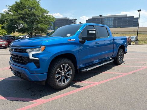 Used 2022 Chevrolet Silverado 1500 RST w/ Convenience Package II AWD/4WD image 1