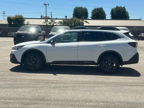 Used 2020 Subaru Outback Onyx Edition XT image 7