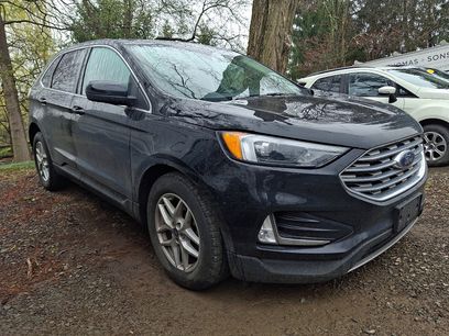 Used 2022 Ford Edge SEL w/ Convenience Package