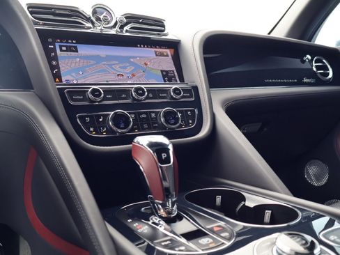 Used 2023 Bentley Bentayga Speed AWD/4WD image 20