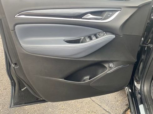 Certified 2024 Buick Enclave Essence w/ Sport Touring Edition image 19