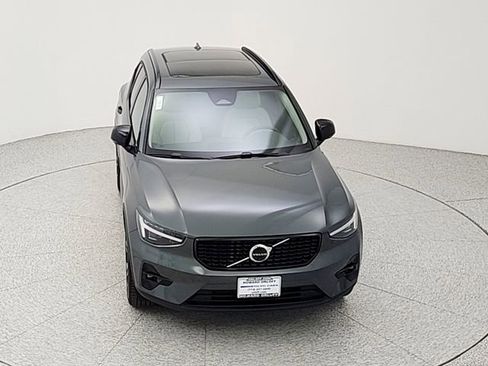 New 2026 Volvo XC40 B5 Plus w/ Climate Package AWD/4WD image 14