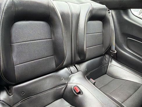 Used 2020 Ford Mustang Premium RWD image 21