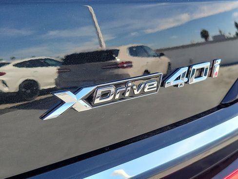 Used 2026 BMW X7 xDrive40i AWD/4WD image 8