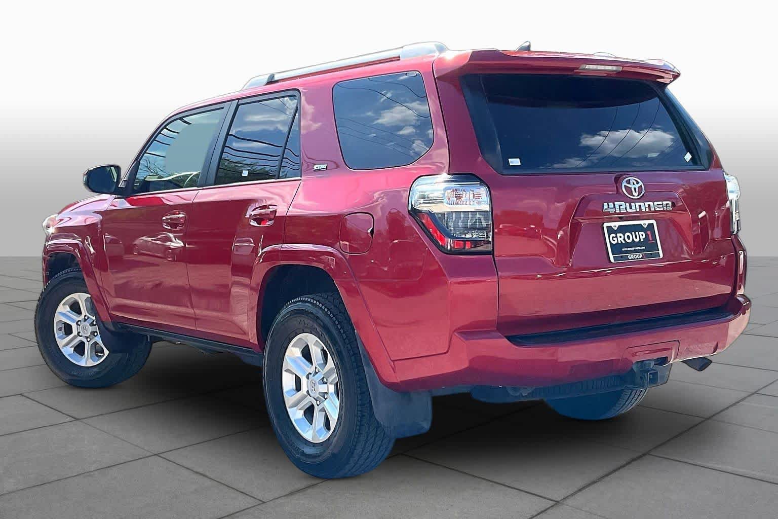 Used 2017 Toyota 4Runner SR5 RWD image 12