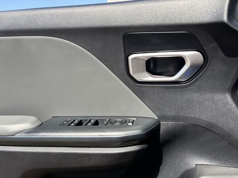 Certified 2025 Kia K4 FWD image 19