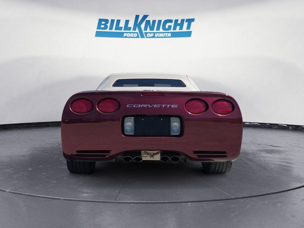 Used 2003 Chevrolet Corvette Convertible w/ Preferred Equipment Group1 RWD image 4