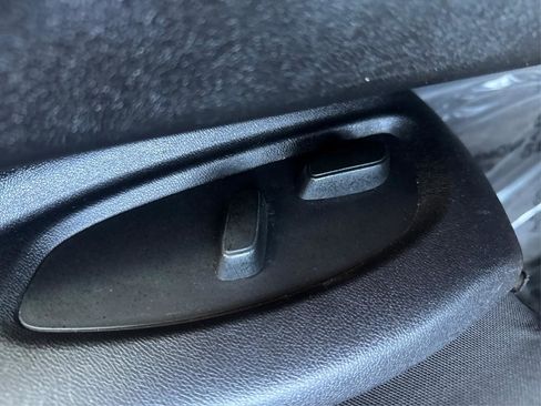 Used 2018 Chevrolet Camaro LT image 19