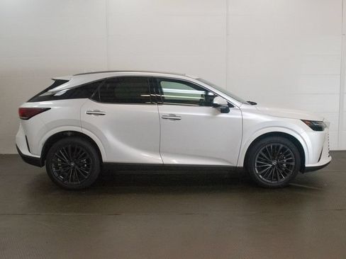 Used 2024 Lexus RX 350 Premium w/ Kick Sensor & Tow Package AWD/4WD image 3