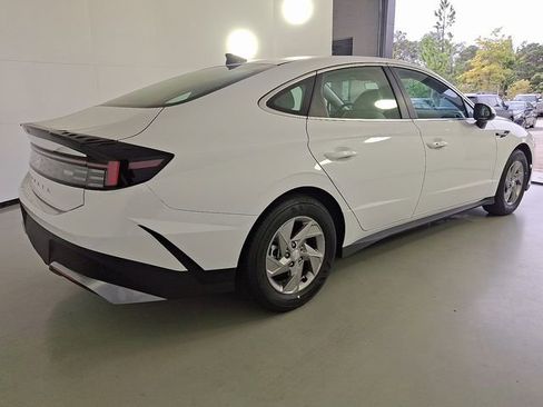 New 2026 Hyundai Sonata SE FWD image 5