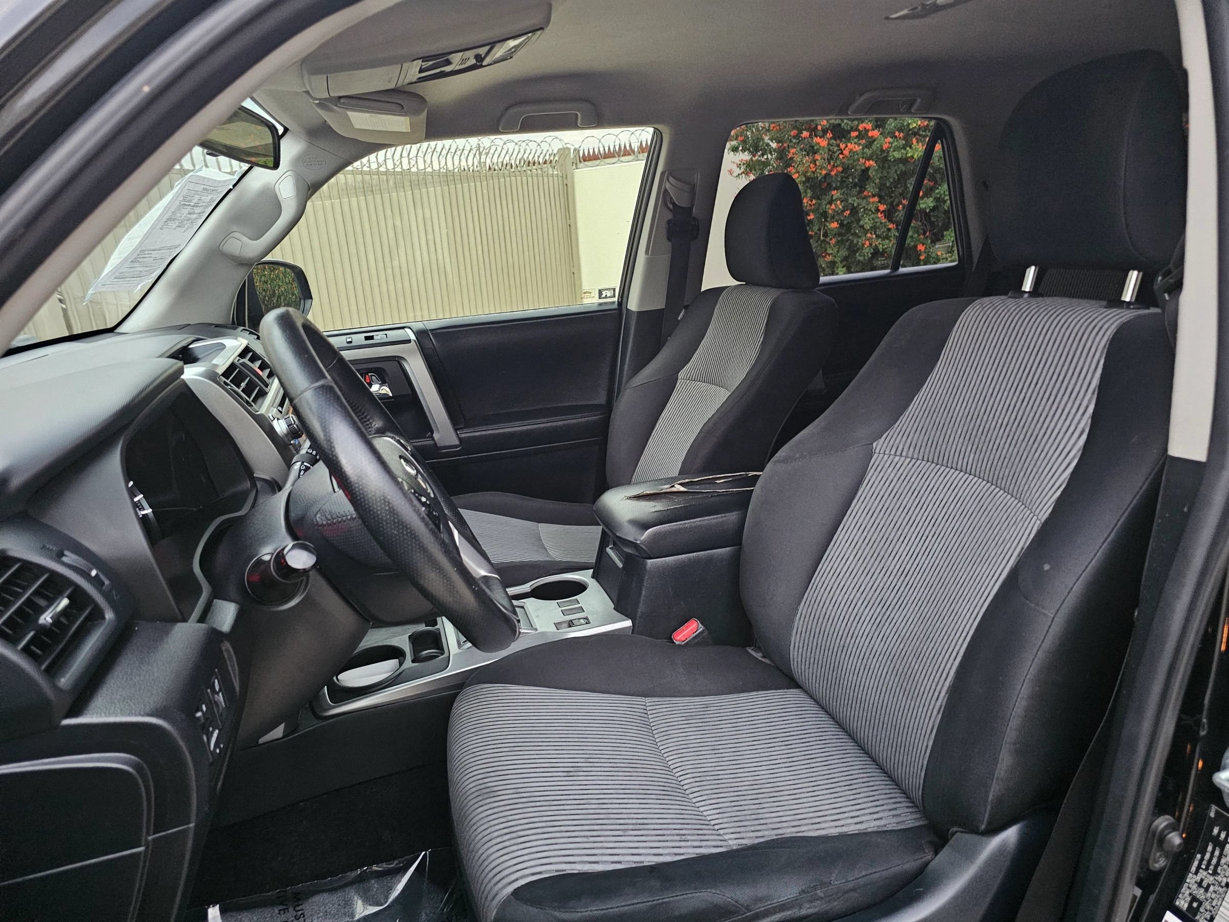 Used 2017 Toyota 4Runner SR5 RWD image 17