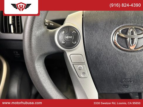 Used 2013 Toyota Prius Two image 22