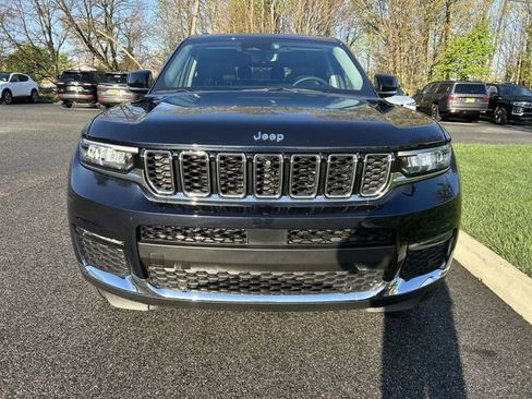 Used 2024 Jeep Grand Cherokee L Limited w/ Luxury Tech Group II AWD/4WD image 3