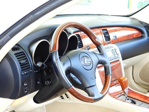 Used 2006 Lexus SC 430 Convertible image 63