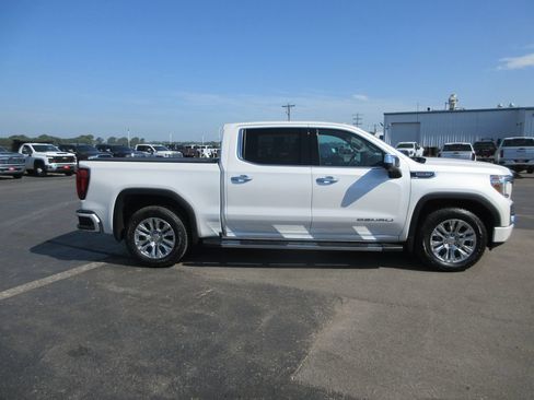 Certified 2022 GMC Sierra 1500 Denali w/ Driver Alert Package II AWD/4WD image 5