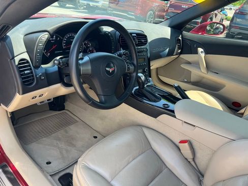 Used 2008 Chevrolet Corvette Coupe w/ Preferred Equipment Group RWD image 13