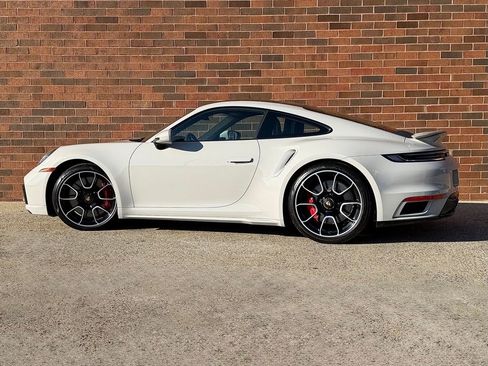 Certified 2024 Porsche 911 Turbo image 3