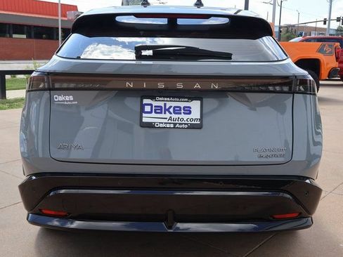 Used 2023 Nissan Ariya AWD/4WD image 5