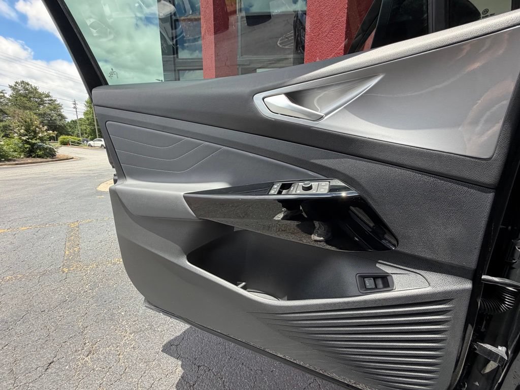 Used 2023 Volkswagen ID.4 Pro S RWD image 12