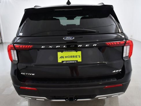 New 2025 Ford Explorer Active w/ Active Comfort Package image 13