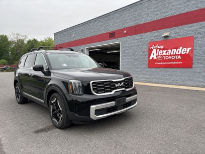 Used 2025 Kia Telluride S