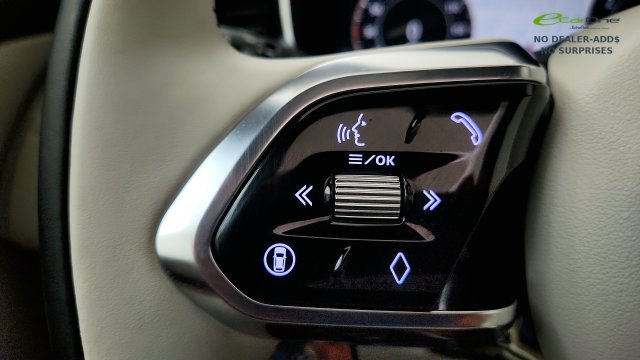 Used 2025 Jaguar F-PACE R-Dynamic S AWD/4WD image 62