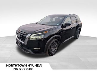 Used 2025 Nissan Pathfinder SV video 1