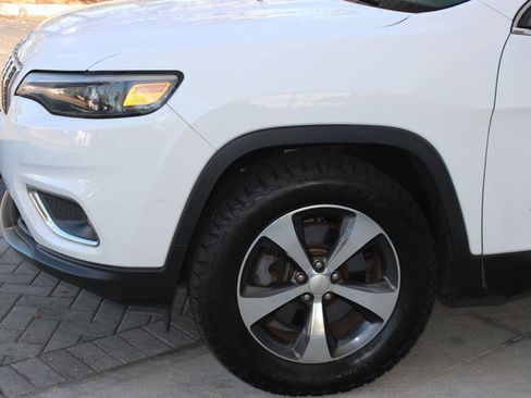 Used 2019 Jeep Cherokee Limited w/ Trailer Tow Group image 19