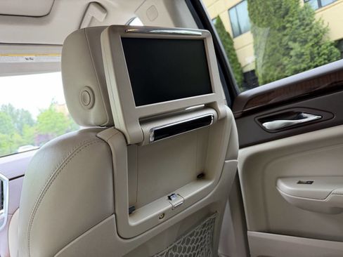 Used 2010 Cadillac SRX Premium FWD image 26