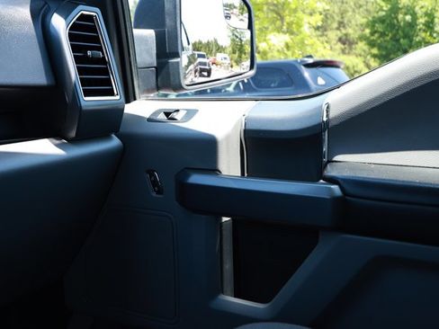Used 2016 Ford F150 XLT w/ Equipment Group 302A Luxury AWD/4WD image 29