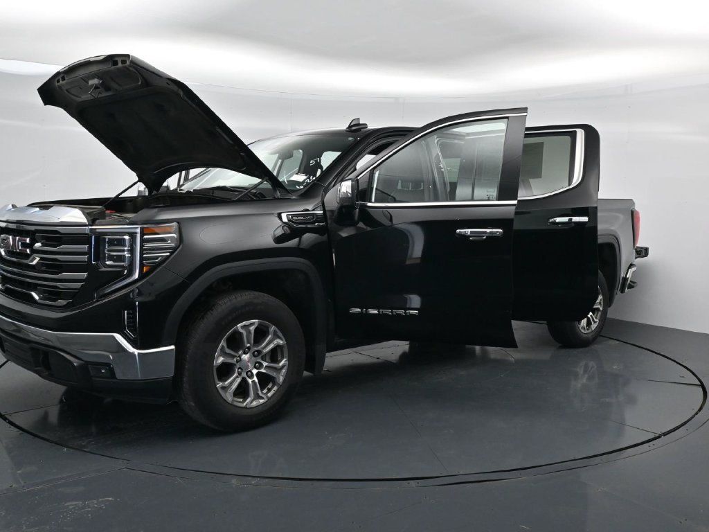 Used 2025 GMC Sierra 1500 SLT RWD image 38