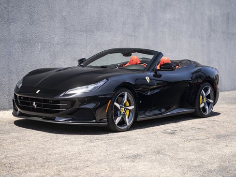 Certified 2023 Ferrari Portofino M RWD image 1
