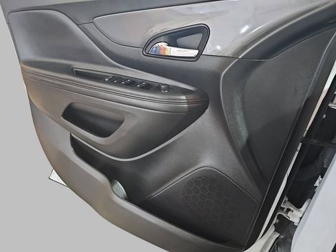 Used 2017 Buick Encore Preferred FWD image 31