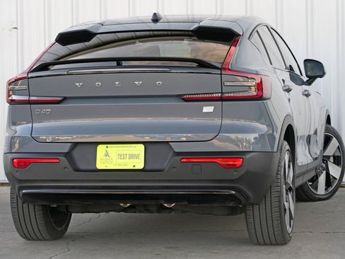 Used 2023 Volvo C40 P8 Recharge Ultimate image 4