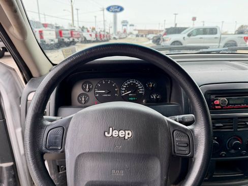 Used 2004 Jeep Grand Cherokee Laredo w/ Convenience Group image 19