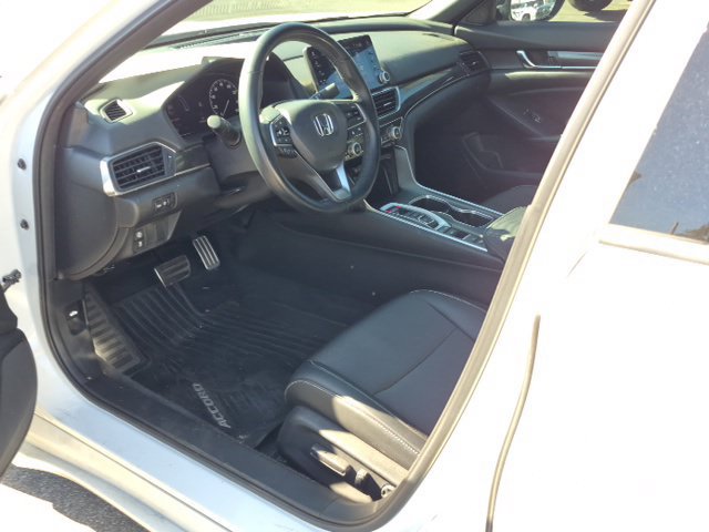 Used 2022 Honda Accord Sport image 7