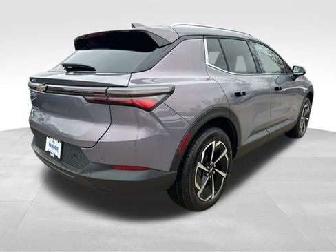 New 2026 Chevrolet Equinox EV LT image 5