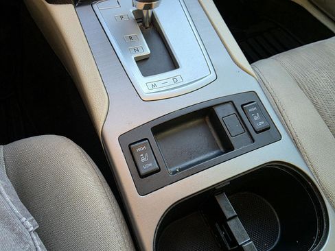 Used 2013 Subaru Legacy 2.5i Premium image 16