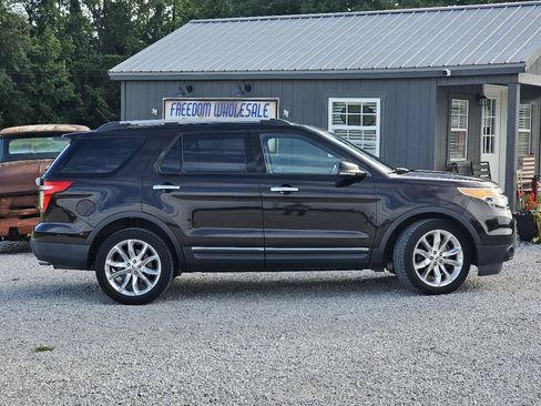 Used 2013 Ford Explorer XLT FWD image 13
