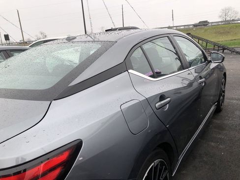 Used 2025 Nissan Sentra SR image 6