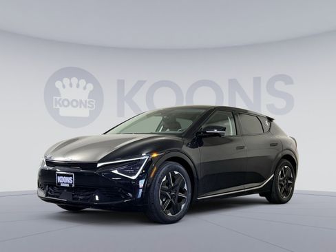New 2025 Kia EV6 Wind image 1
