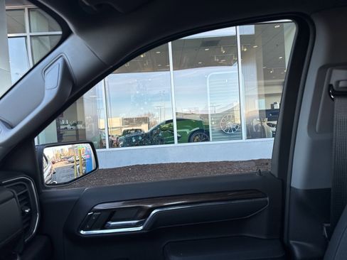 Used 2022 Chevrolet Silverado 1500 LT Trail Boss image 26