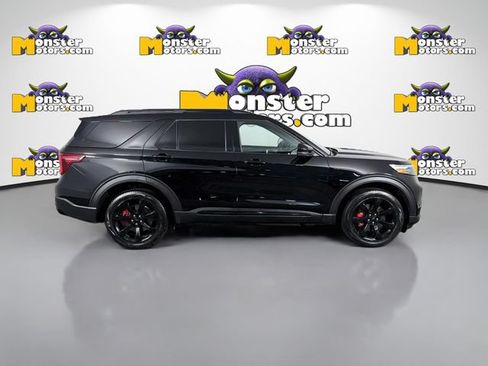 Used 2023 Ford Explorer ST w/ Technology Package AWD/4WD image 4