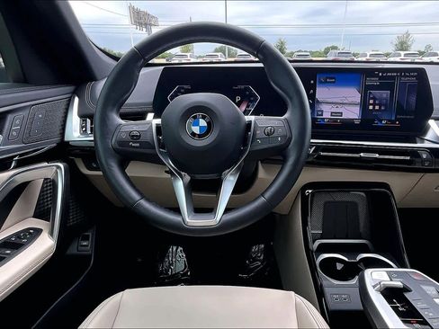 Used 2023 BMW X1 xDrive28i w/ Convenience Package AWD/4WD image 6